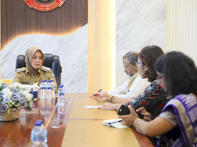 Wakil Wali Kota Makassar, Fatmawati Rusdi menerima kunjungan Kedutaan India, HE Manoj Kumar Bharti.