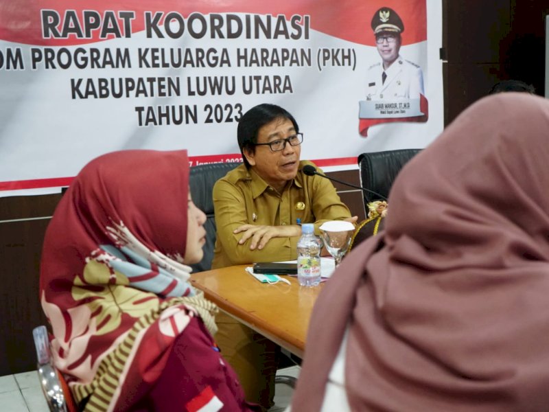 Rapat Koordinasi Penanganan Stunting bagi Sumber Daya PKH, belum lama ini, di Ruang Rapat Wakil Bupati. 