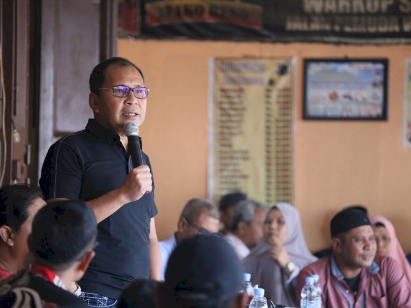 Ketua IKA Unhas Sulsel Moh Ramdhan Pomanto diundang secara khusus dalam acara silaturahmi dan ngopi bareng Tokoh Masyarakat (Tomas) Soppeng, di Warkop Semarang, Sabtu (18/02/2023).