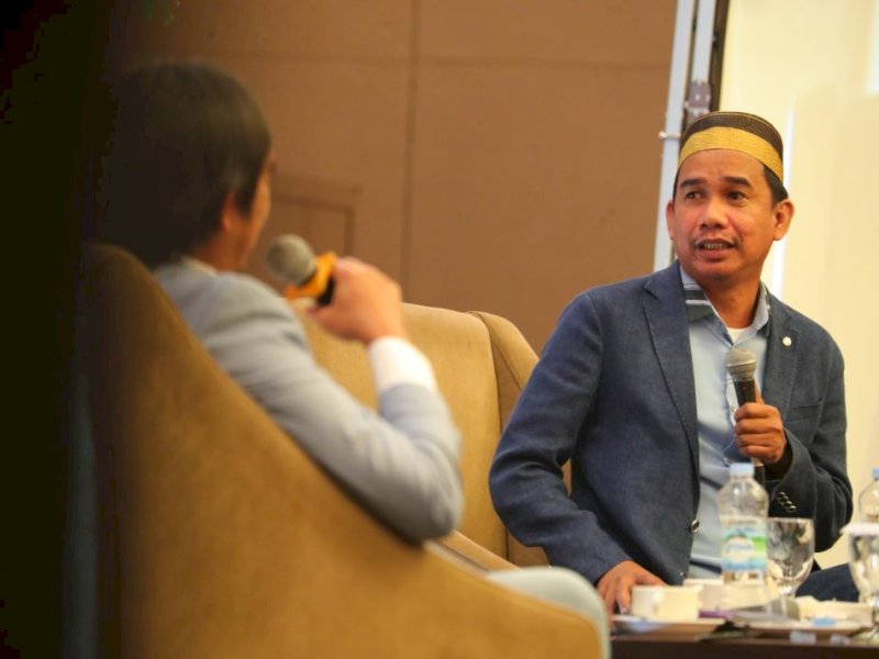 Ketua DPRD Makassar Rudianto Lallo menjadi pembicara pada diskusi bertema &ldquo;Sinergitas Media dan Legislatif&rdquo;.