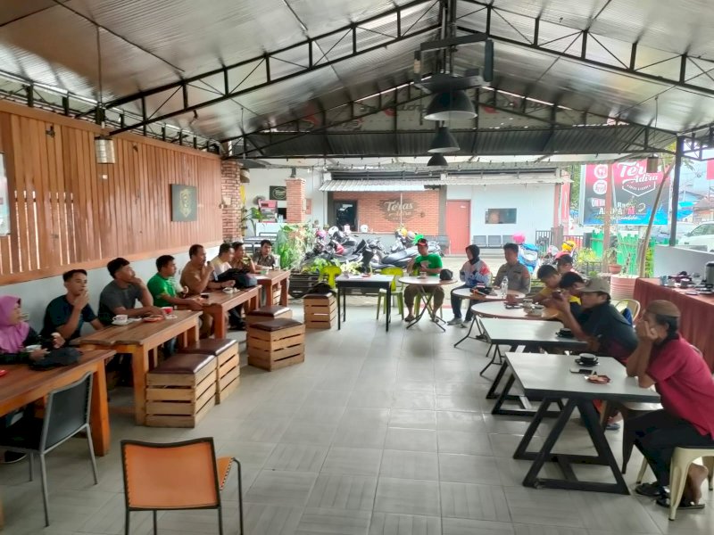 Rapat Persiapan Masamba Affair Run 10 K baru-baru ini di Warkop Teras Adira.
