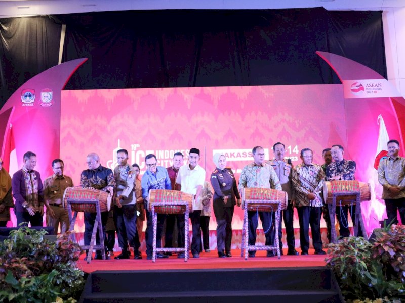 Indonesia City Expo XIX resmi di-launching Wali Kota Makassar Moh Ramdhan Pomanto bersama dengan Ketua Apeksi Bima Arya, di Hotel Claro, Selasa (28/03/2023).