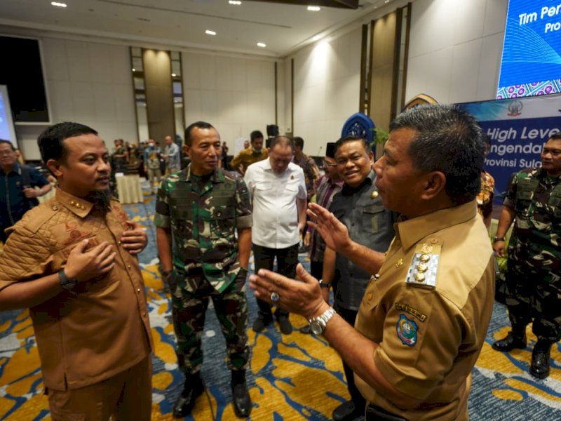 High Level Meeting Tim Pengendalian Inflasi Daerah (TPID) Provinsi Sulawesi Selatan Tahun 2023 di Hotel Claro Makassar.
