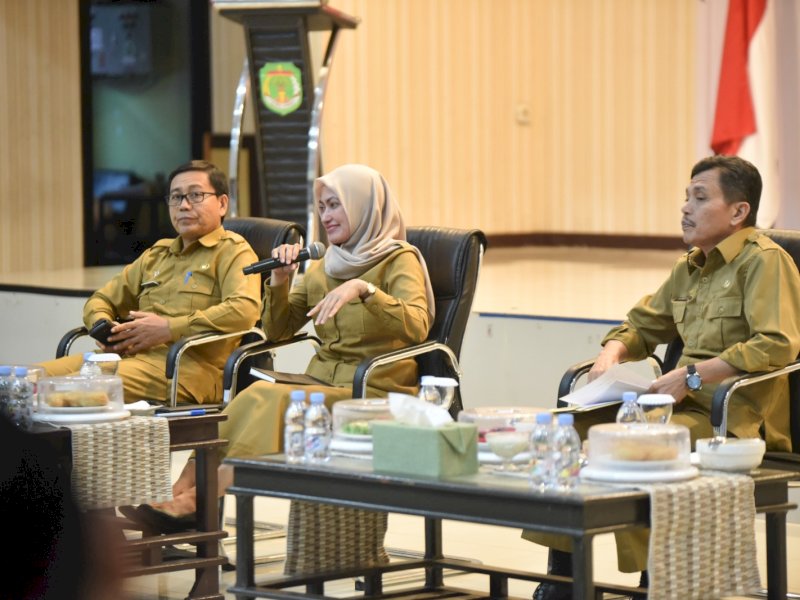 Rapat koordinasi persiapan hari jadi Lutra ke-24 yang jatuh pada tanggal 27 April mendatang.