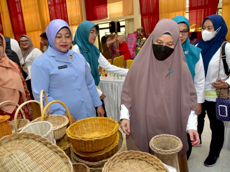 Pasar Murah Pelita Ramadan, di Gedung Kartini Makassar.