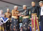 Dari AIA sampai Gubernur Sudirman, dapat Gelar Kehormatan di Hari Jadi Wajo 