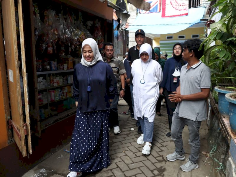 Wakil Wali Kota Makassar Fatmawati Rusdi mengunjungi kawasan kumuh yang berada di Bontomarannu, Jalan Dahlia.