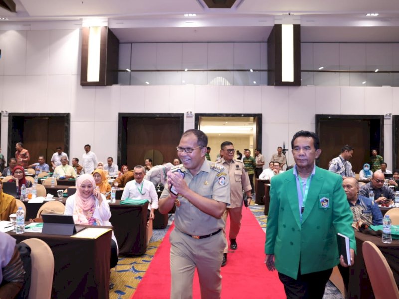Wali Kota Makassar Moh Ramdhan Pomanto menjadi pemateri dalam Lokakarya di Pascasarjana UMI di Hotel Claro, Selasa, (16/05/2023).