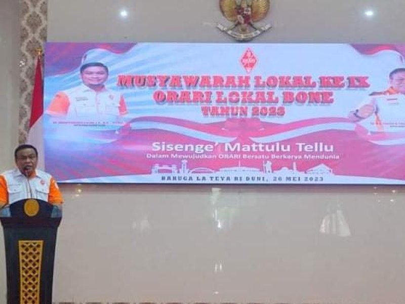 Bupati Bone Andi Fahsar M Padjalangi membuka secara resmi Musyawarah Lokal ke IX Orari Lokal Bone 2023.