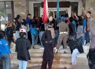 Unjuk Rasa di Kantor Bupati Tator Ricuh, Mahasiswa-Aparat Adu Jotos