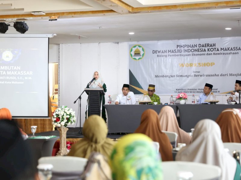 Dewan Masjid Indonesia (DMI) Kota Makassar menggelar workshop kegiatan pengembangan kewirausahaan di Hotel Karebosi Premier, Minggu (11/06/2023).