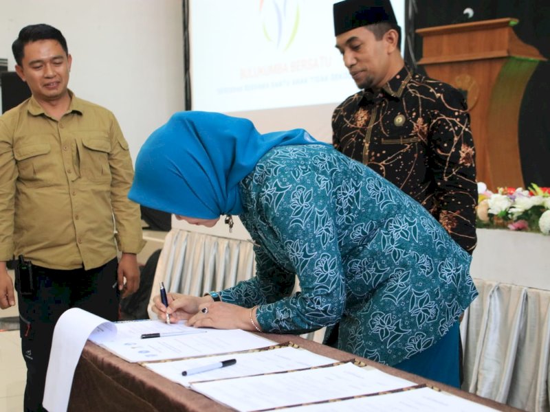 Peluncuran Program Penguatan Remaja Perempuan Terintegrasi di Kabupaten Bulukumba. Peluncuran digelar di Ballroom Hotel Agri Bulukumba. 