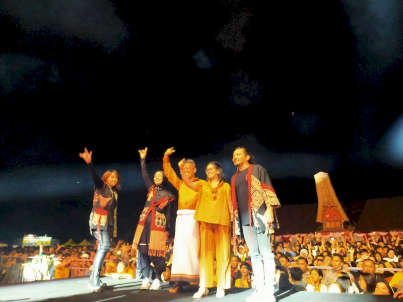 Malam puncak Toraja Carnaval 2023.