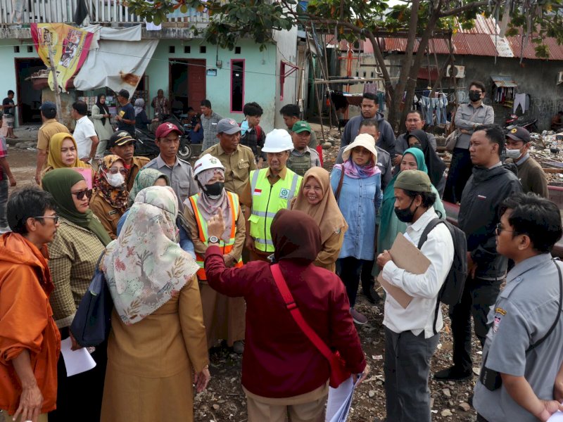 Tim Dinas Pekerjaan Umum (PU) Kota Makassar meninjau lokasi Program Dana Alokasi Khusus (DAK) Integrasi tahun 2023, Selasa (11/7/2023).