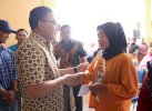 Bupati Bantaeng Ilham Azikin Salurkan BPNT kepada 286 KK di Desa Biangkeke