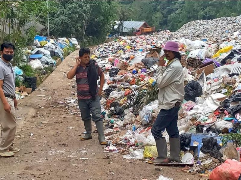 TPA Tadangiring yang dikeluhkan warga karena baunya yang menyengat hingga radius ratusan meter. 