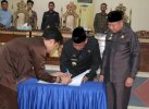 Teken Persetujuan Bersama Dua Ranperda, Bupati Wajo Apresiasi DPRD 