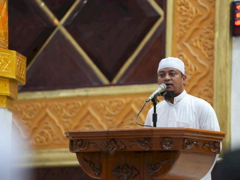 Gubernur Sulsel, Andi Sudirman Sulaiman melaksanakan Gerakan Sulsel Mengaji di Wajo. 