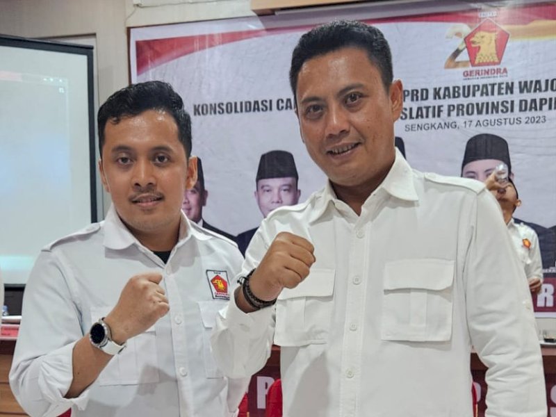 AIA didampingi Andi Ardi Winandar, Bacaleg DPRD Dapil l Kecamatan Tempe Kabupaten Wajo Sulsel. 