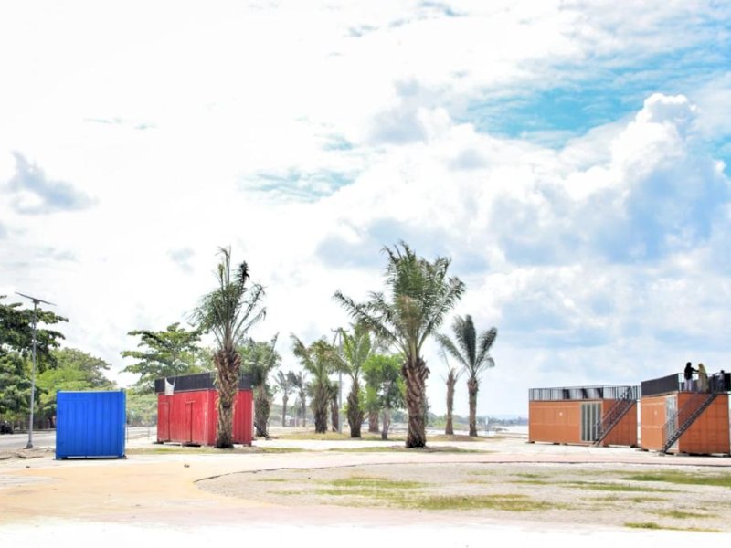 Kawasan Pantai Merpati Bulukumba. 