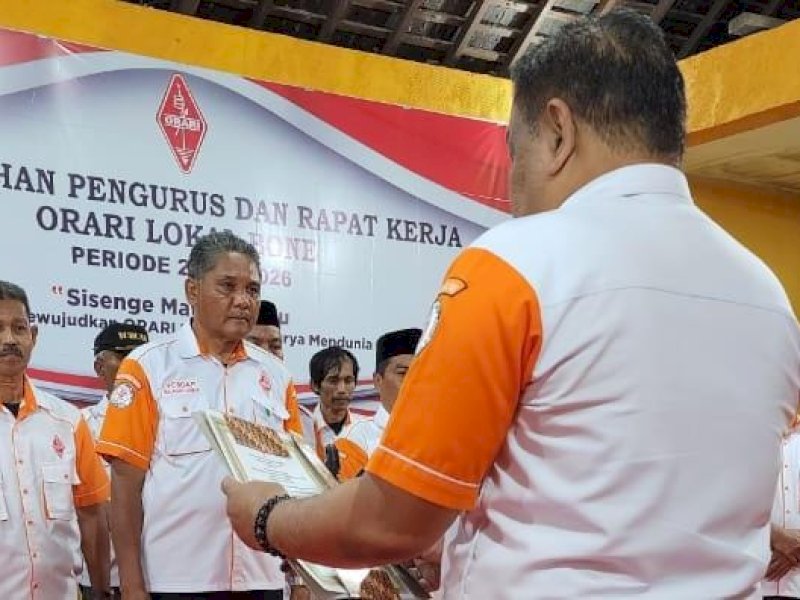 Pengukuhan pengurus dan rapat kerja ORARI Bone periode 2023-2026.