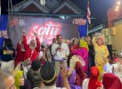 Ratusan Warga Sambut Kedatangan Rudianto Lallo di Puncak Pesta Rakyat Bitoa