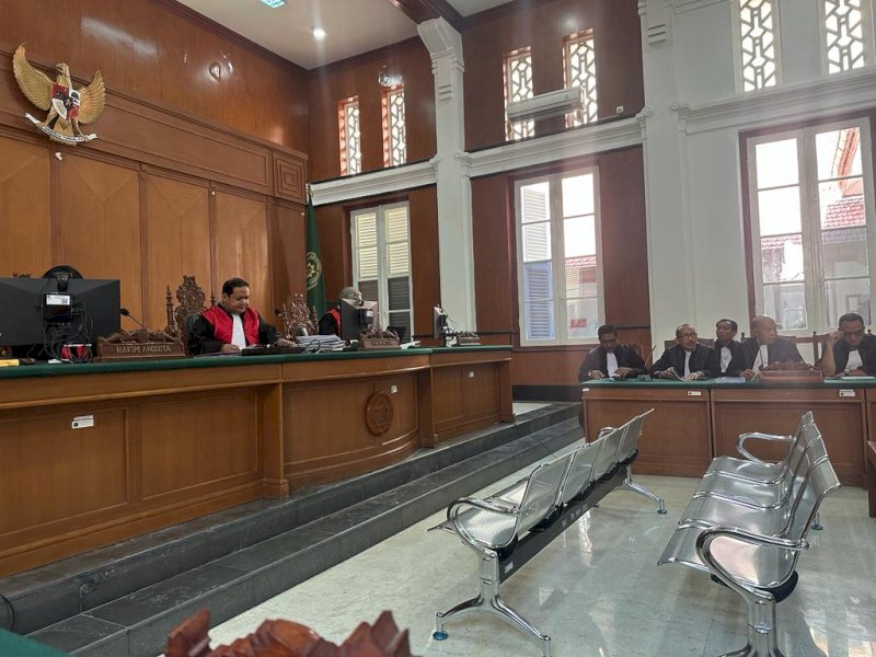 Sidang kasus korupsi 2 eks direktur PDAM Makassar. 