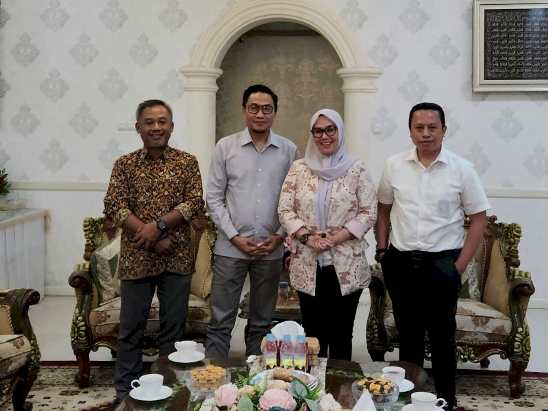 Tim seleksi Komisi Penyiaran Indonesia (KPID) Sulsel menemui Ketua DPRD Sulsel, Andi Ina Kartika Sari. 