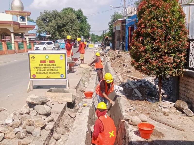 Antisipasi Musim Hujan, Dinas PU Makassar Mulai Rehabilitasi Drainase