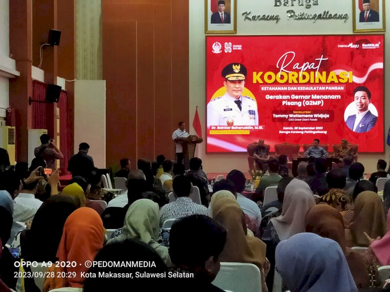 Pj Gubernur Bahtiar memimpin rapat koordinasi kedaulatan dan ketahanan pangan, Kamis (28/9/2023).