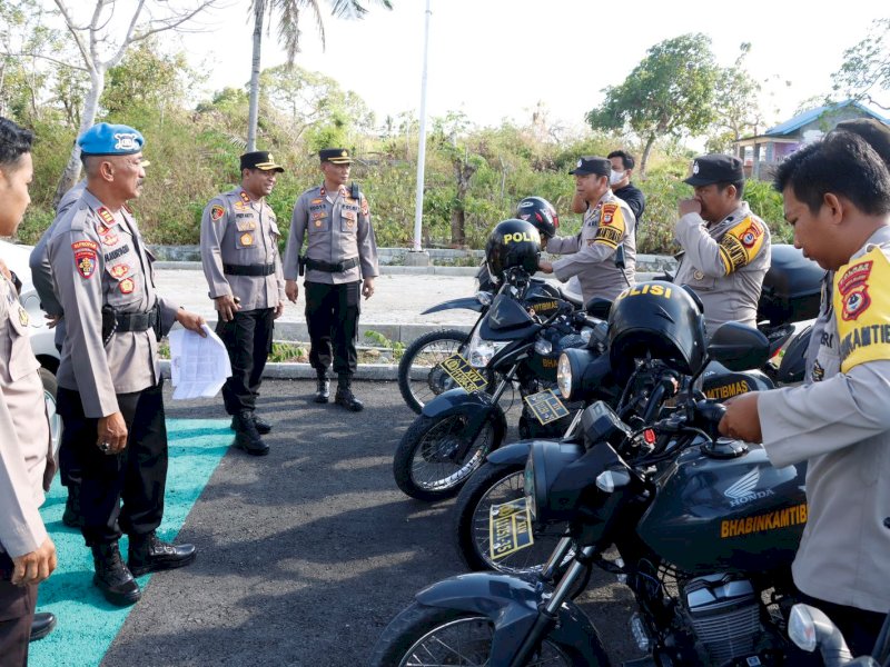 Kapolres Bulukumba AKBP Supriyanto mengecek randis untuk persiapan Pemilu 2024.