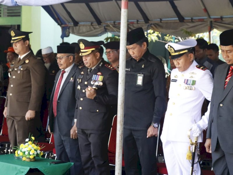 Upacara HUT ke-78 TNI di Bulukumba. 