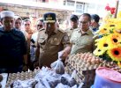 Bahtiar-Danny Sidak Harga Sembako di Makassar, Cabai-Jeruk Nipis Naik