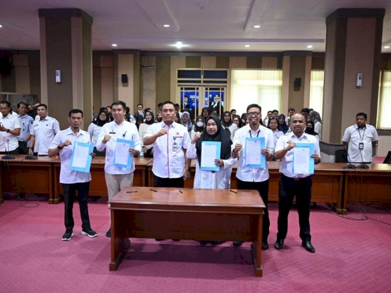 Para ASN dan non-ASN lingkup Dinas Komunikasi, Informatika, Statistik, dan Persandian Provinsi Sulawesi Selatan berkomitmen untuk netral pada Pemilu 2024.