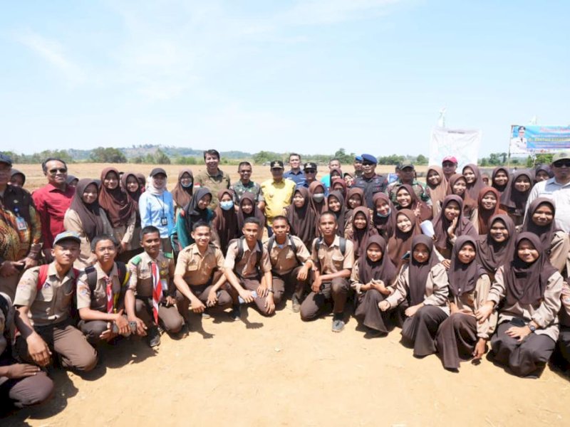 Pj Gubernur Sulsel  di lokasi budidaya pisang di Kecamatan Mare, Kabupaten Bone.