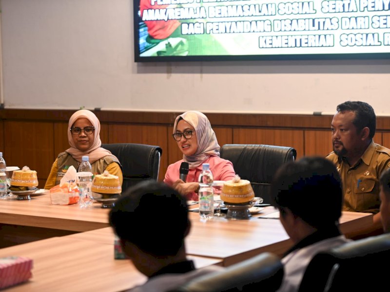 Bupati IDP Apresiasi 10 PPKS Usai Jalani Diklat Selama 6 Bulan di Makassar