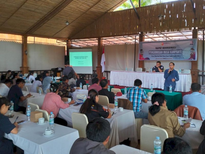 Bawaslu Toraja Utara menggelar rapat koordinasi pengawasan masa kampanye dengan Panwascam.