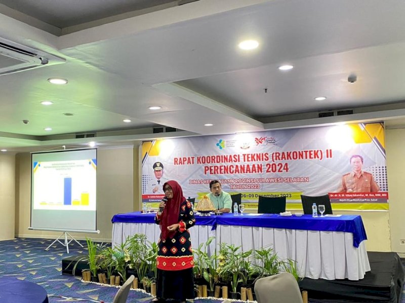 Kepala Dinas Kesehatan (Dinkes) Kabupaten Luwu Utara Marhani Katma menjadi satu-satunya narasumber pada pertemuan Rapat Koordinasi Teknis (Rakortek). 