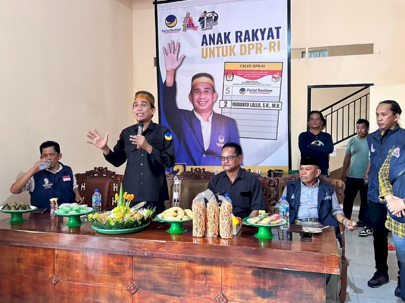 Rudianto Lallo meresmikan posko pemenangan Anak Rakyat di Kecamatan Biringkanayya, Kota Makassar