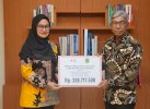 Bupati IDP Serahkan Donasi Masyarakat Luwu Utara untuk Palestina