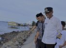 Pj Bupati Takalar Tinjau Proyek Pengaman Abrasi di Galesong, Progres Sentuh 95%