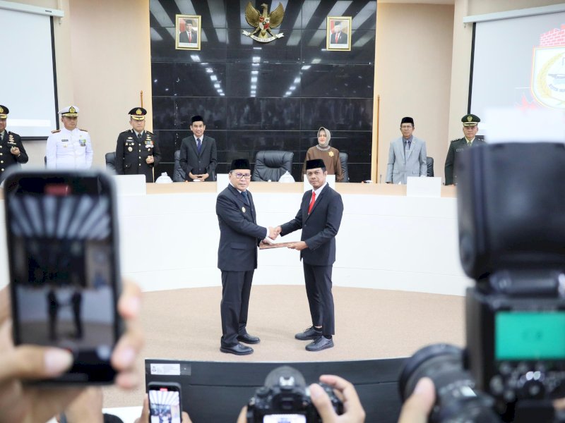Firman Hamid Pagarra dilantik menjadi Pj Sekda Kota Makassar oleh Wali Kota Makassar Moh Ramdhan Pomanto. 