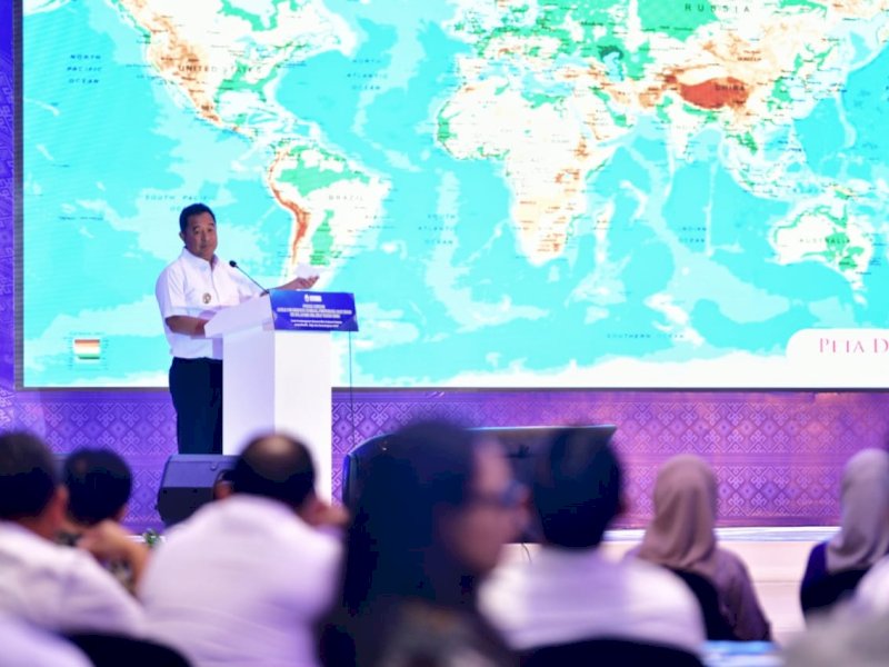 Forum Pertemuan Antara Pengusaha, Badan Usaha Milik Daerah (BUMD) dan Pemerintah Daerah Se-Sulsel Tahun 2024, di Hotel Four Points Kota Makassar. 