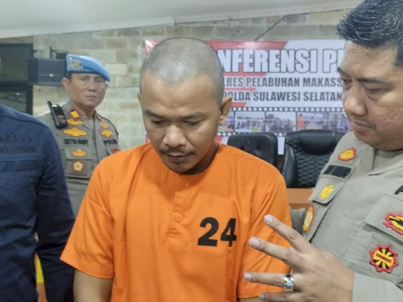 Adrian Basri (34) di Kota Makassar, pelaki aksi penipuan dengan modus menjual tiket palsu (PEDOMAN MEDIA/Aldi) 