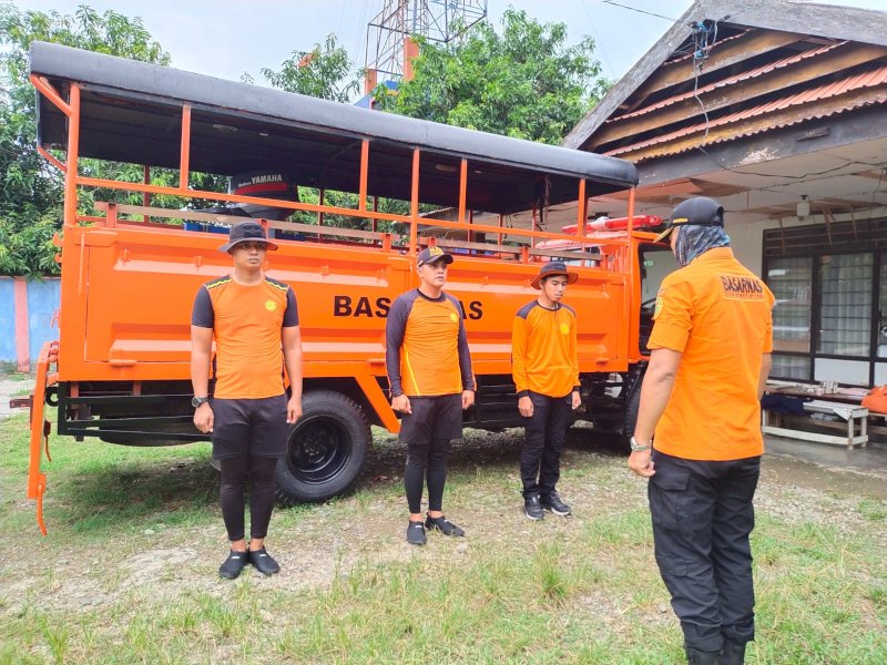 Persiapan Basarnas untuk turun ke lokasi melakukan pencarian terhadap korban/Ist
