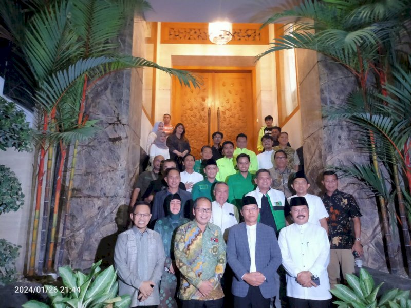 Wali Kota Makassar Danny Pomanto menjamu Plt Ketum PPP Mardiono di kediamannya. 