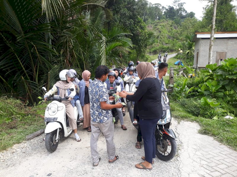 Genjot PAD, UPT Pariwisata Lutra Dampingi Petugas ODTW Pungut Retribusi