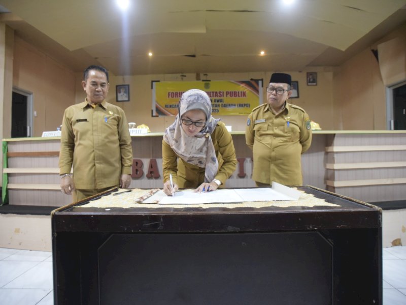 Forum Konsultasi Publik untuk Rancangan Awal (Ranwal) Rencana Kerja Pemerintah Daerah (RKPD) Tahun 2025, Senin (29/1/20024), di Aula Bapperida. 