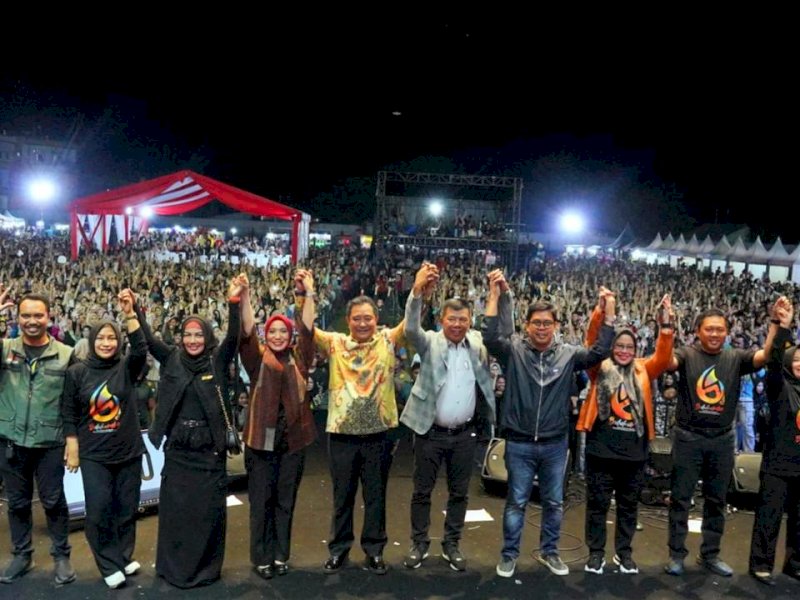 Pj Gubernur Sulawesi Selatan Bahtiar Baharuddin menghadiri hari jadi Bulukumba. 