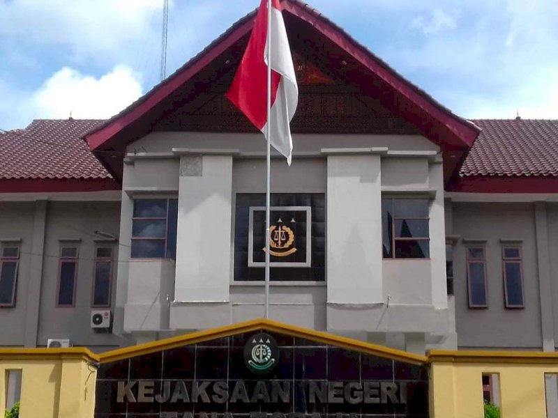 Kantor Kejaksaan Negeri Tator. 